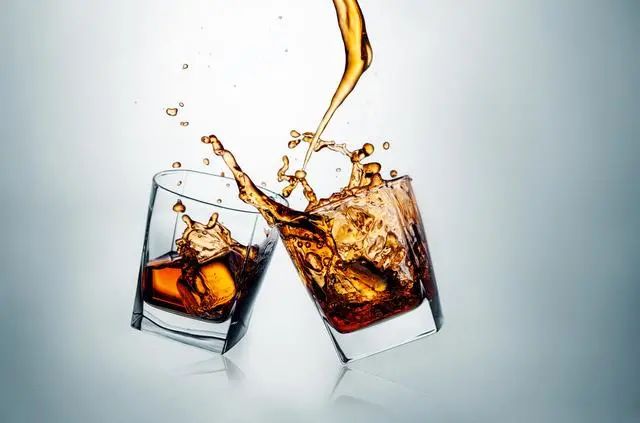進口威士忌酒清關，威士忌酒進口進保稅倉，威士忌報關流程，2022新版跨境電商零售進口正面清單